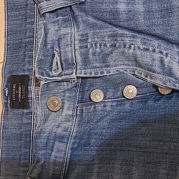 Citizens Jean Shorts - Picture 2 of 6